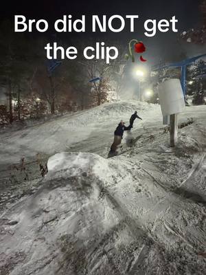 Homie had ONE job 🤦🏾‍♂️🤳: @Holden Barth #yeet #snowboarding