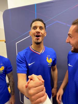 WILO 🤝😍 #saliba #chek #equipedefrance #football #sportstiktok 
