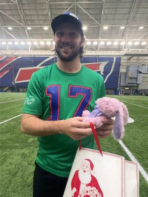A Josh Allen Christmas miracle 🎄 #nfl #christmas #joshallen #prank #fun 