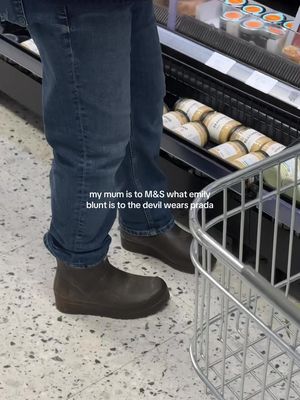 She who dragged me to M&S at 6:45am on Christmas Eve ok icon 