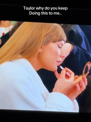 The red lip combo, Taylor wore on the Eras Tour is finally revealed,  can’t wait to try it  #e#erastourr#redlipstickl#longlastingmakeupt#taylorswiftmakeupl#lipsticks