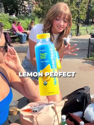 a win for LP! 🙂‍↕️ #lemonwater #lemonperfect #washingtonsquarepark #streetinterview 