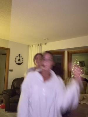 get into I guess? #viral #christmas #fypシ #hohoho 