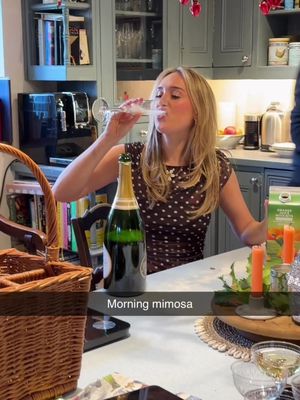 a whiff of orange juice pls #mimosa #christmas 