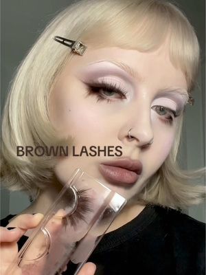 Never been asked where a pair of lashes are from as much as these ones!  @likely makeup “Teddy Bear” brown lashes + @aboutface Matte Fluid Eye Paint in “Weightless” packed on top to darken the shade just a bit!  The bottom lashes are ends of the original lashes that I trimmed off to fit my eye better! 🤎 #brownlashes #creativemakeuplooks 