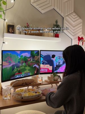 Sorry I didn’t see your text… I was locked in 😌 #Minecraft #cozygames #cozysetup #homebody #comfortcreator 