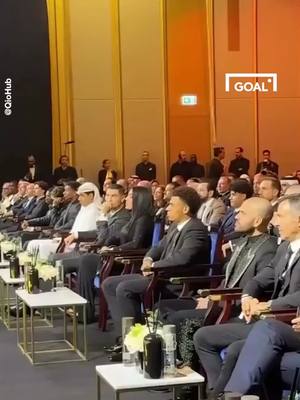 حوار جانبي وغمزة غامضة من رونالدو لجورجينا خلال حفل جلوب سوكر 🏆 ماذا كان يقصد؟ 😉🤔 #sportsontiktok #sportstiktok #جلوب_سوكر #رونالدو