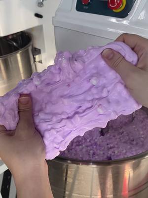 Have you guys ever made a homemade slime recipe?👀 wanna shop the slime? Check out Peachybbies.com 🍑