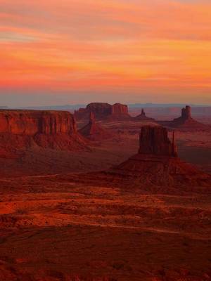 One of the most unique views in all of Monument Valley 🏜️