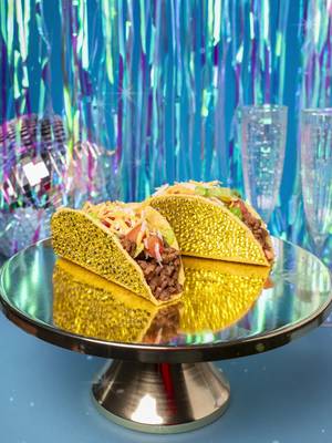 If your NYE doesn’t involve a rhinestone taco… reconsider 🪩🌮 Think you can count all this sparkle? Guess the number of rhinestones on ONE taco for a chance to win some Old El Paso goodies! ✨ Head to our Instagram post to enter the giveaway, where three winners will be chosen! Comment your guess to enter!
