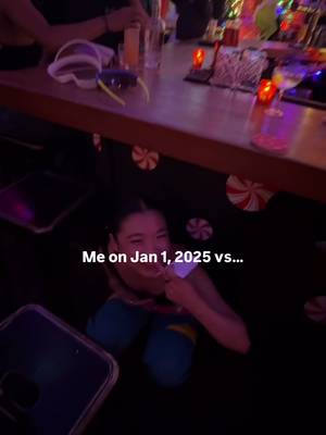 Pretty sure my grapes have been defective 3 years in a row 🥲  #nye #grapes #single #manifestation #newyearseve 