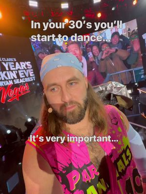 What a year 🥺  #newyearseve #rockineve #relateable #dancing #lasvegas 