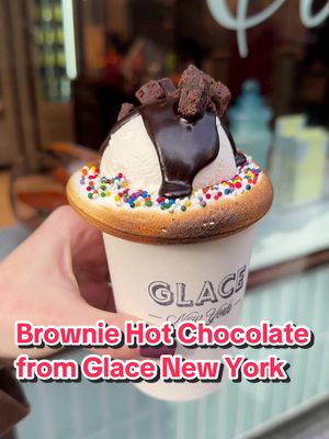 Thick brownie hot chocolate topped with toasted marshmallow, whipped cream, sprinkles, hot fudge and soft brownie pieces! @glacenewyork I think this may be your best drink yet.❄️❤️Find the best hot chocolate at the Glace food truck in Rockefeller Center or @glacenewyork’s Upper East Side storefront. 🍫☕️ @Foodvsmia 