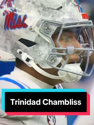 He reached flow state and earned everyone’s attention 🇹🇹 #CollegeFootball #fyp #foryou 