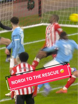 Super Nordi to the rescue 🤕 #sunderland #manchestercity #nordimukiele #footballtiktok #PremierLeague 