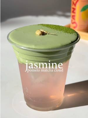 🍵Jasmine Pomelo Matcha Cloud  Recipe: — 1/2tbsp Jasmine tea syrup (recipe in story highlight) — Pomelo Sparkling Drink — 80ml heavy cream + 2tsp matcha Alternatively, you can mix the Jasmine tea syrup with the heavy cream and matcha! #homecafe #midautumnfestival #matcha