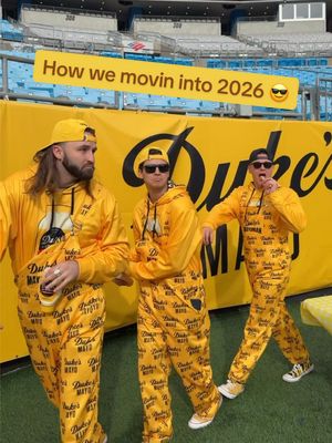 How we movin into 2026 @dukesmayo  @Duke’s Mayo Bowl  @Noah Fisher  @Dalton_ponce22  #newyear #michaeljackson #bowlgame #CollegeFootball #dancing 