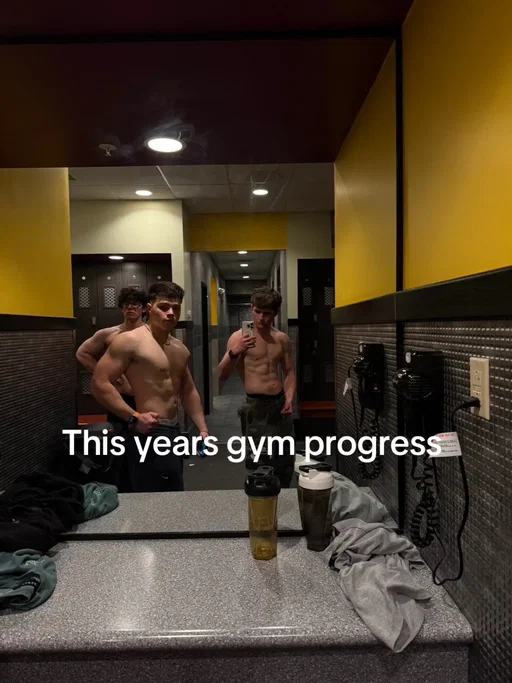 Thanks @tot for the idea #fyp #bodybuilding #gym #GymTok 
