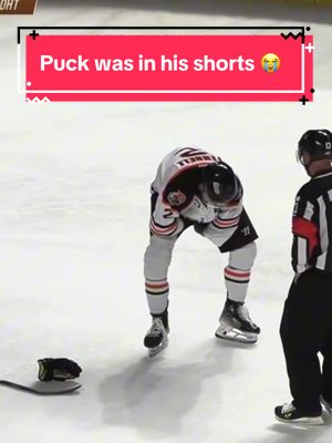 Missing puck? Start digging in your shorts, twin 😂 (via @danburyhattricks / IG)