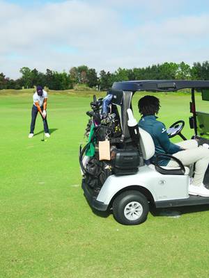 Good vibes, and some good swings with my guy @Golden Tate  #golf #golfer 