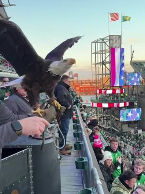 The best pregame tradition OF. ALL. TIME #eagles #nfl #eagle 
