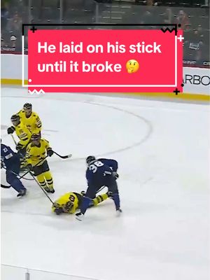 HE LAID ON HIS STICK AND BROKE IT?! Sweden’s Felix Carell fell on the stick of Finland’s Oliver Suvanto, and wouldn’t let go until it snapped. 🤔 Thoughts? Did they get away with a no-call? ⤵️ #WorldJuniors 