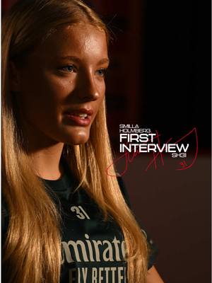 💬 “My dream has always been to play for Arsenal.” Our exclusive interview with Smilla is here, Gooners 🎙️ Watch on Arsenal.com 📲 #arsenalwomen #awfc #arsenal #arsenalwfc #smillaholmberg 