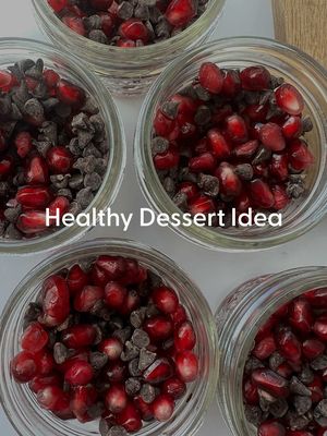 Need a healthy dessert idea? 🍫✨ Pomegranate seeds and chocolate are a match made in antioxidant heaven. #Desserts #PomegranateSeeds #Chocolate #HealthyDesserts 