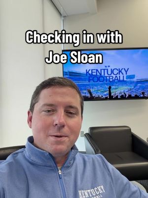🗣️ Checking in with Offensive Coordinator, Joe Sloan.  #FeedTheStuds #GoBigBlue #Football 