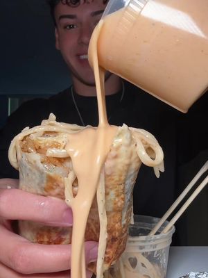 Hibachi Burrito ASMR #hibachiburrito #tunacrispyrice #asmr #Foodie #fyp 