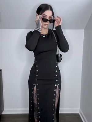 This @Fleur du Mal Dress 🖤🖤 #blackdress #fleurdumal #revolve 