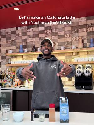 This is your sign to upgrade your oat lattes ☕️✨ Creamy, smooth, and café-level thanks to Califia Farms Oat Barista Blend. #oatchata #horchatalatte #icedcoffee 