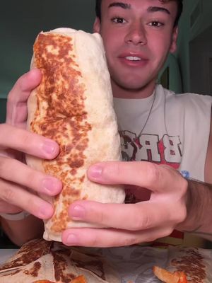 Taco Bell NEW Volcano Sauce Mukbang #tacobell #tacobellnewmenuitems #mukbang #asmr #fyp 