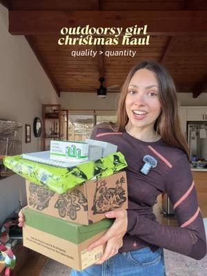 outdoorsy girl Christmas haul 🌀🥾 took a little social media break so happy 2026 everyone!!! ❣️@KEEN Footwear @SALT & STONE @kawa club @Mammut #christmashaul #outdoorsygirl #hikinggirl 