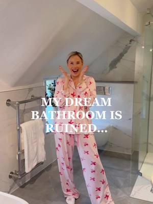 MY DREAM BATHROOM IS COVERED IN LIMESCALE😭… thank goodness for Viakal! 🧼✨ ad Does anyone else suffer from really bad limescale build up? The only thing that works for me is Viakal Classic or Viakal Fresh! They remove limescale, soap scum & water marks to get that gleaming finish even in hard water areas. 🙌🏼 You can grab yours at @Tesco now. ✨ Love, Kat xxxxx @joyofclean #limescalebuildup #howtoremovelimescale #viakalshine