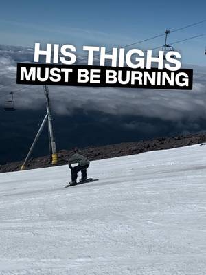 You know bro’s thighs are burning @Hayden #burton #snowboarding #snowboard #winter 