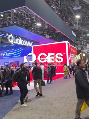 The future isn’t just coming - it’s already here. 🤖✨ From dishwashers that know exactly where the dirt is to robot vacuums that climb stairs, we’re seeing AI take over the home in the best way possible. Which of these tech upgrades would you add to your home first? 🏠👇 #BestBuyCanada #CES2026 #FutureTech #SmartHome #AI #TechTrends #Lenovo #Bosch #Innovation