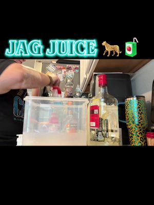 Jag Juice🐆🧃 ready for tomorrow.  Prime ice pop hydration  Triple sec Raspberry rum  Lemonade  Teal edible glitter  ✨measure to hearts content 🖤🐆 #duuuval 
