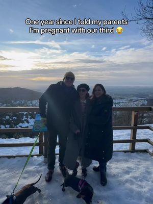 God I love them 😂❤️ and now, one year later we have our beautiful Marnie Bloom 🫶🏼 #pregnancyannouncement 