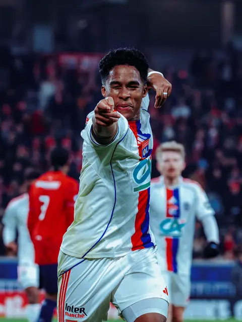 First match. First win. First goal! 🔥⚽️🙏🏿 @Olympique Lyonnais 
