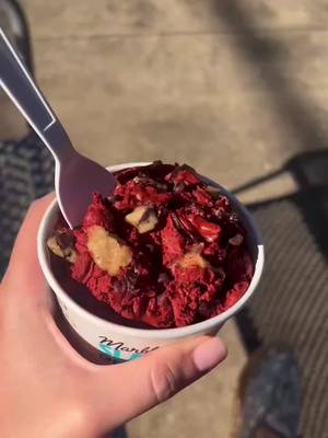 A scoop worth falling for ❤️ Create your own combination or try one of our faves!