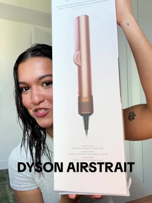 este año vamos a dar peloooo!! que pensamos?? @Dyson USA 🩷⭐️  amo el pelo de @VERO SCUTARO así que voy a usar lo que ella diga