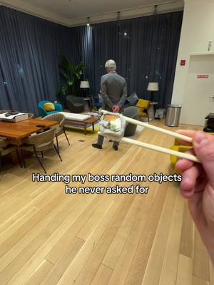 I think he’s going to fire me after seeing this… 😬 #officehumor #prank 