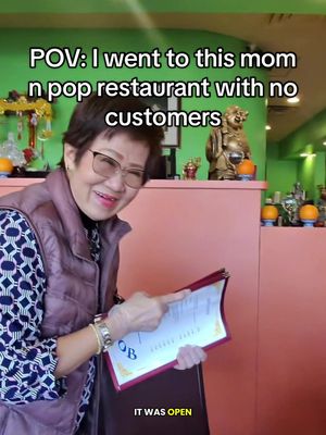 She gifted me a good luck bracelet at the end🥹 📍Ruang Thai 1301 Custer Rd, Plano, TX 75075 #solo #pov #Vlog #fypシ #thailand 