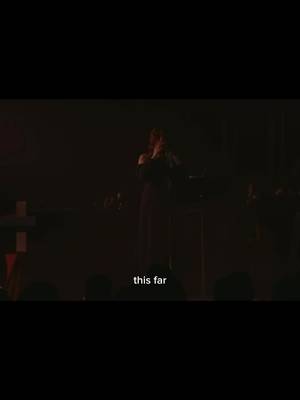 HOW DOES SHE DO THIS #chelseawolfe #liveperformance