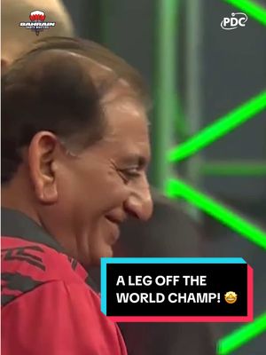 A LEG OFF THE WORLD CHAMP! 🏆 In 2023, Abdulnasser Yusuf sent the crowd wild as the 62-year-old snatched a leg off Michael Smith, the World Champion and world number one at the time!