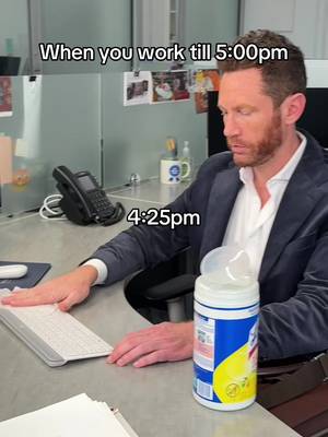 Time to get ready to leave #work #worklife #officelife