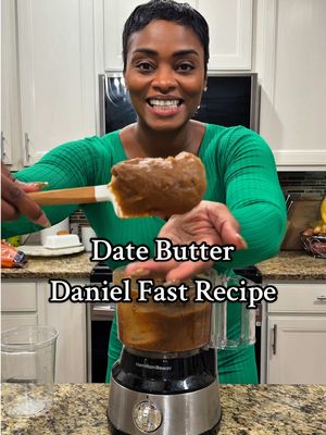 Date butter has been a non-negotiable for me on the fast since I started almost 10 years ago. Since you can’t have any sugar or sweetener of any kind, I let the dates work their magic.  Just dates, blended with a little plant based milk (and don’t use too much milk or you won’t get the right consistency). Add a little vanilla and some cinnamon, and you’re good to go. This is what I use when I want a little sweetness without compromising.  I add it to oatmeal, smoothies, as a dip for my fruit, etc. Make this, I promise you’ll love it! #datebutter #danielfast 