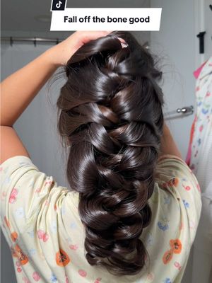 I’ve never had ribs but I imagine this is what it looks like #hair #hairtok #hairinspo #heatlesscurls #overnightcurls 