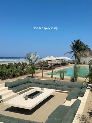 Best beachfront hotel in puerto Escondido  📍casa Yuma 